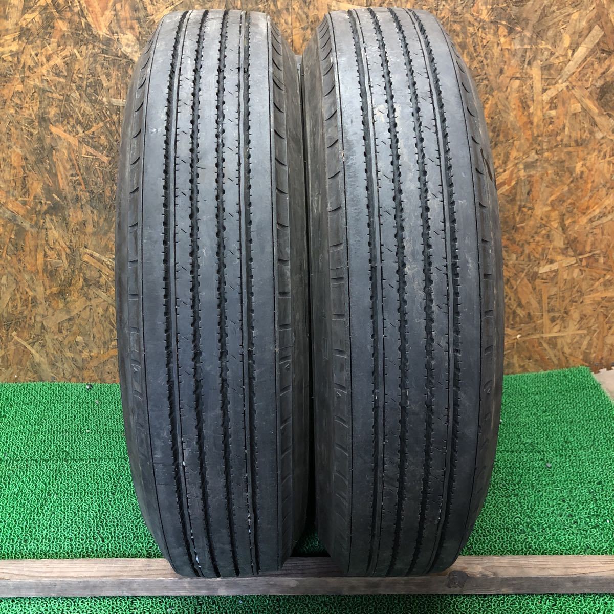 DUNLOP SP330K 225/80R17.5 123/122L 極上バリ山2本価格 Q-05 福岡