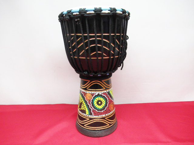 ジャンベ　高さ約60センチ　木彫り　パーカッション　打楽器 ジャンベ 太鼓 アフリカ製 ドラム 民族音楽用 本格パーカッション