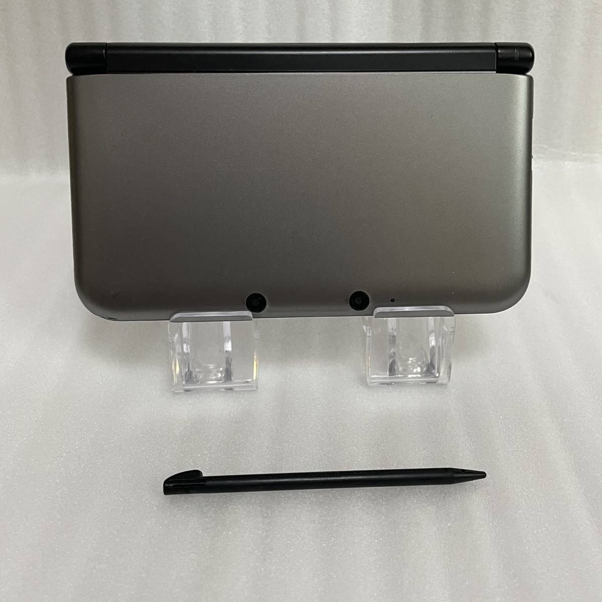 最安値，高品質 程度良好 画面傷なし 任天堂 ニンテンドー3DS LL シルバー ブラック 本体 NINTENDO 3DS LL 任天堂 3DSLL silver Black(ニンテンドー3DS本体)｜売買されたオークション情報、yahooの商品情報をアーカイブ公 ニンテンドー3DS本体