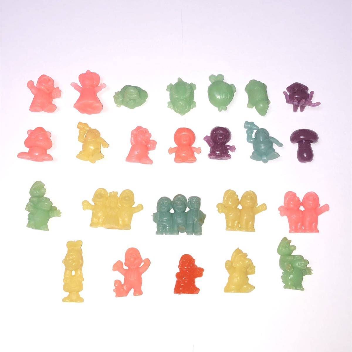 ファミコンチョコ スーパーマリオ 消しゴム 任天堂 マリオ 当時 食玩
