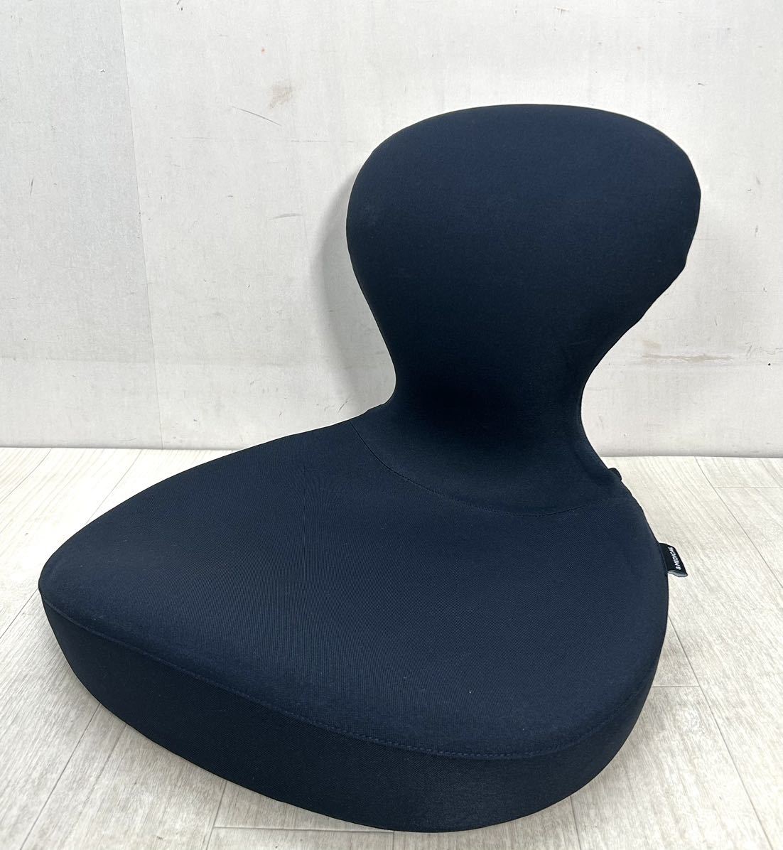 ◯BOLLARD CHAIR &MEDICAL NAVY◯ ボラードチェア ネイビー 骨盤矯正