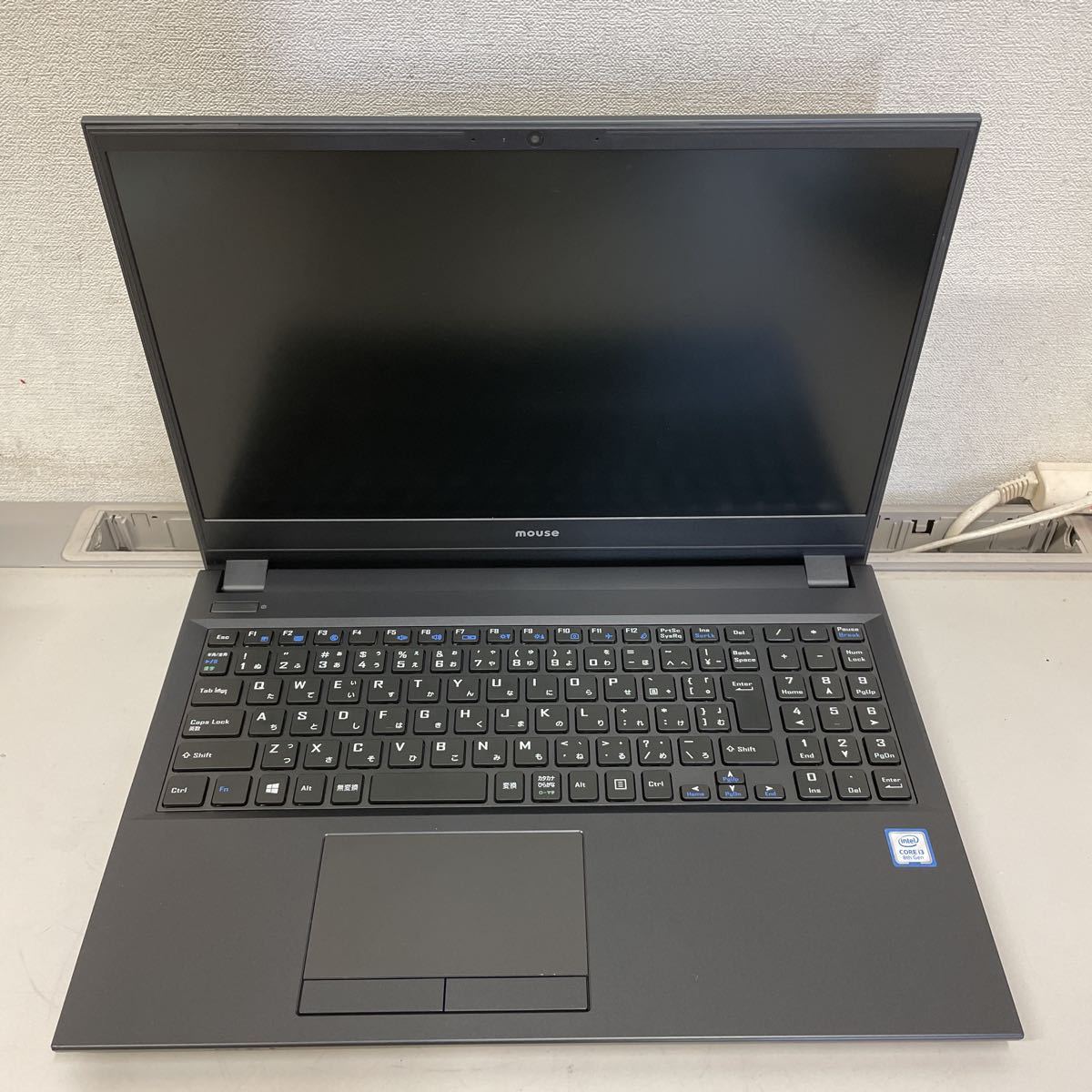 フ90 mouse 40W MAX Core i3 8145U 4GB 