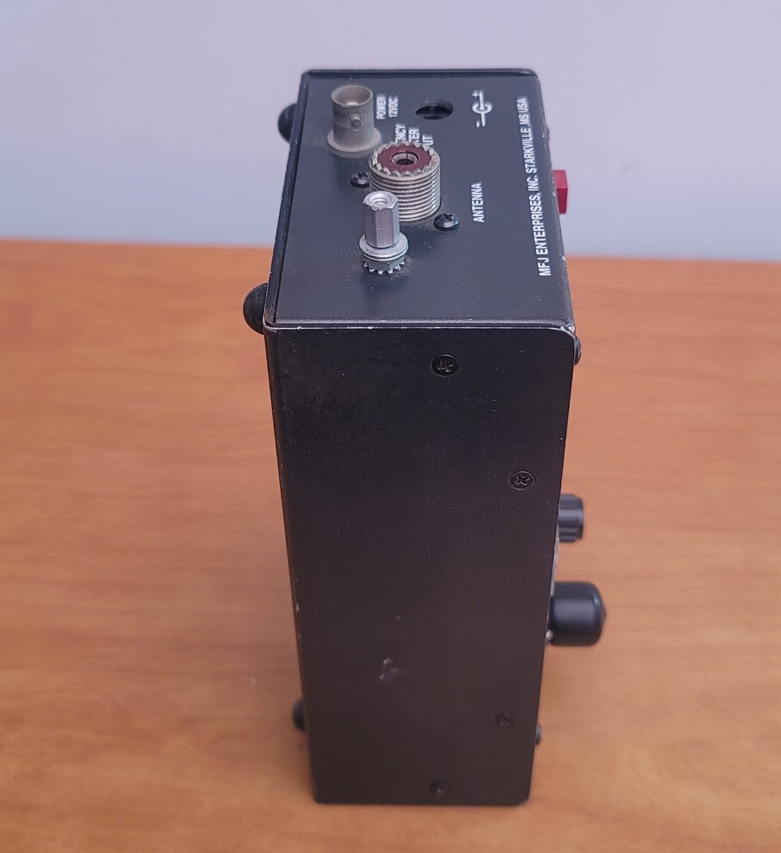 アンテナアナライザー MFJ-259B MFJ - HF⁄VHF ☆MFJ-259B ☆MFJ HF⁄VHF