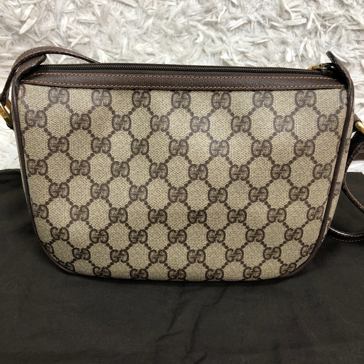 GUCCI オールドグッチ GG柄 ショルダーバッグ GUCCI ショルダーバッグ グッチ VINTAGE GUCCI⁄グッチショルダー GG柄