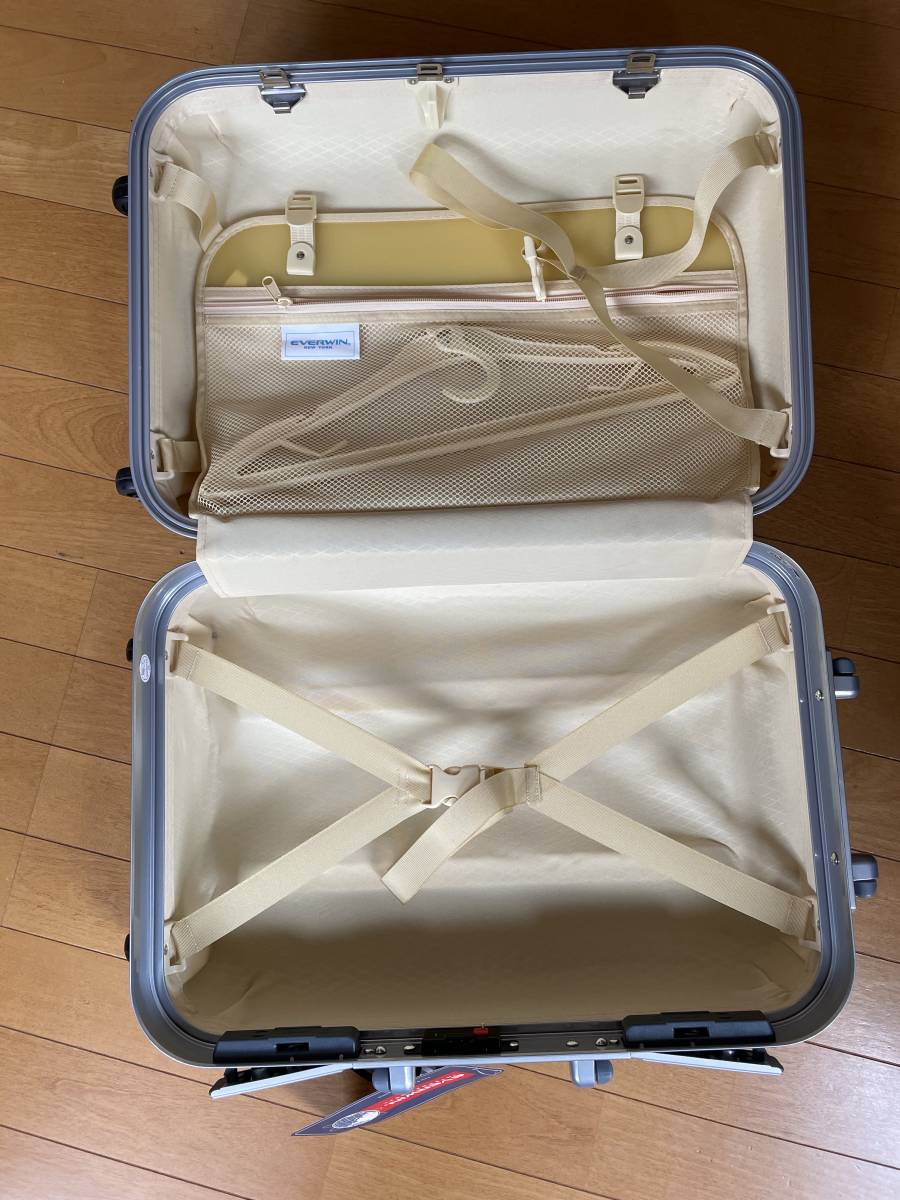 ★☆未使用・スーツケース/ キャリーバッグ 小型・機内持ち込みサイズ Everwin ☆★_8