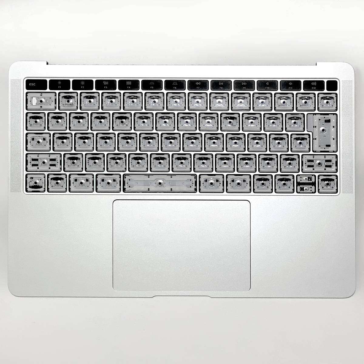 ジャンク・トップケース】 Macbook Air 2019 部品回収用 / キートップ 