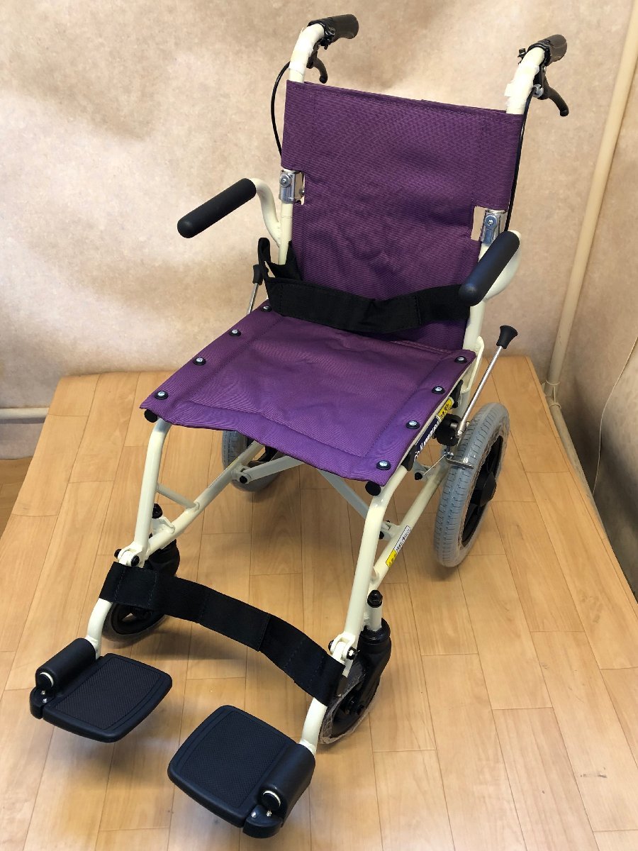 未使用品＞カワムラサイクル 簡易車いす 旅ぐるま KA6 シートカラー