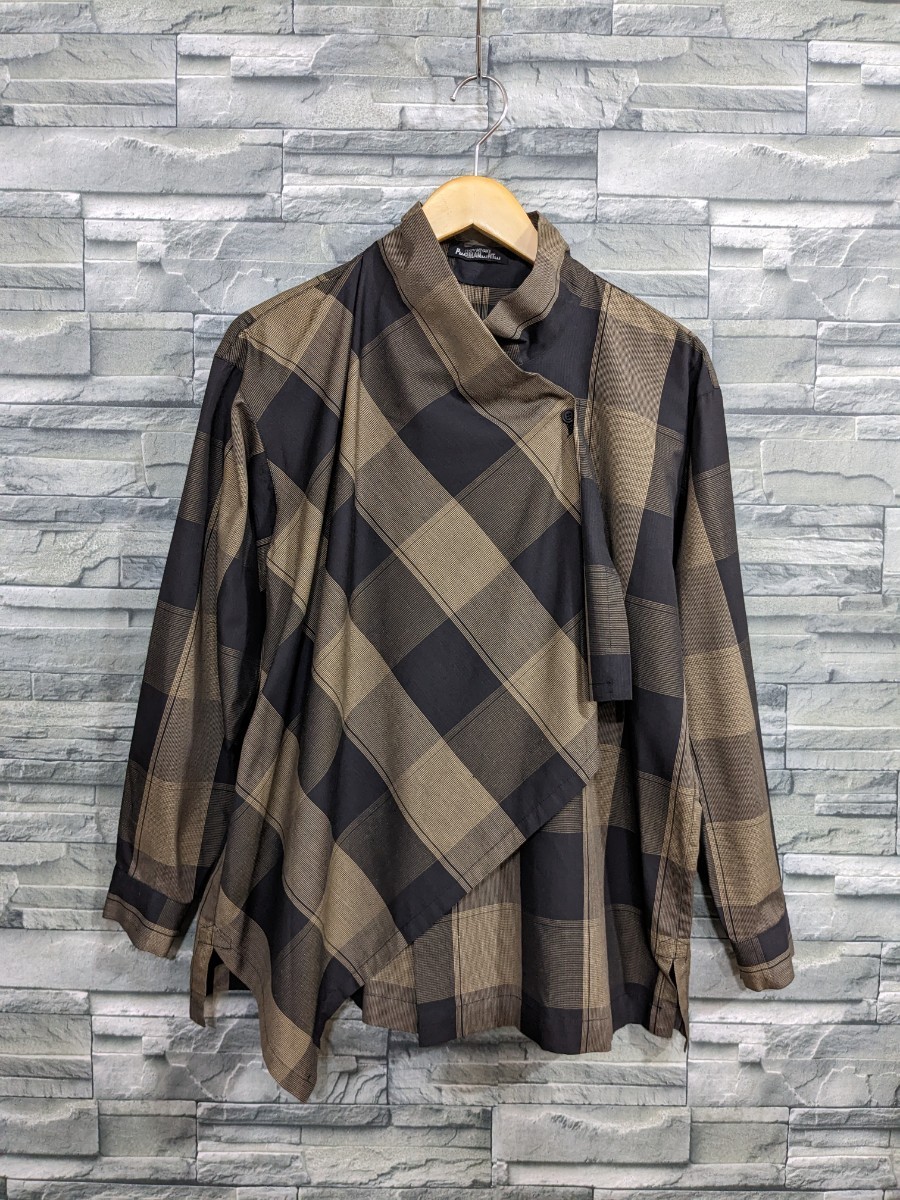 ●送料無料★ISSEY MIYAKE　イッセイミヤケ　P RMAN NT　長袖　シャツ　トップス　Mサイズ　日本製