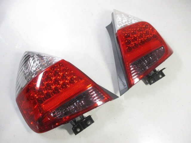  フィット GD1 GD2 GD3 GD4 後期 純正 LED テールライト テールランプ ICHIKOH 4995 左右セット 点灯確認済み(テールライト)｜売買されたオークション情報、yahooの商品情報をアーカイブ公開 - オークフ ホンダ用