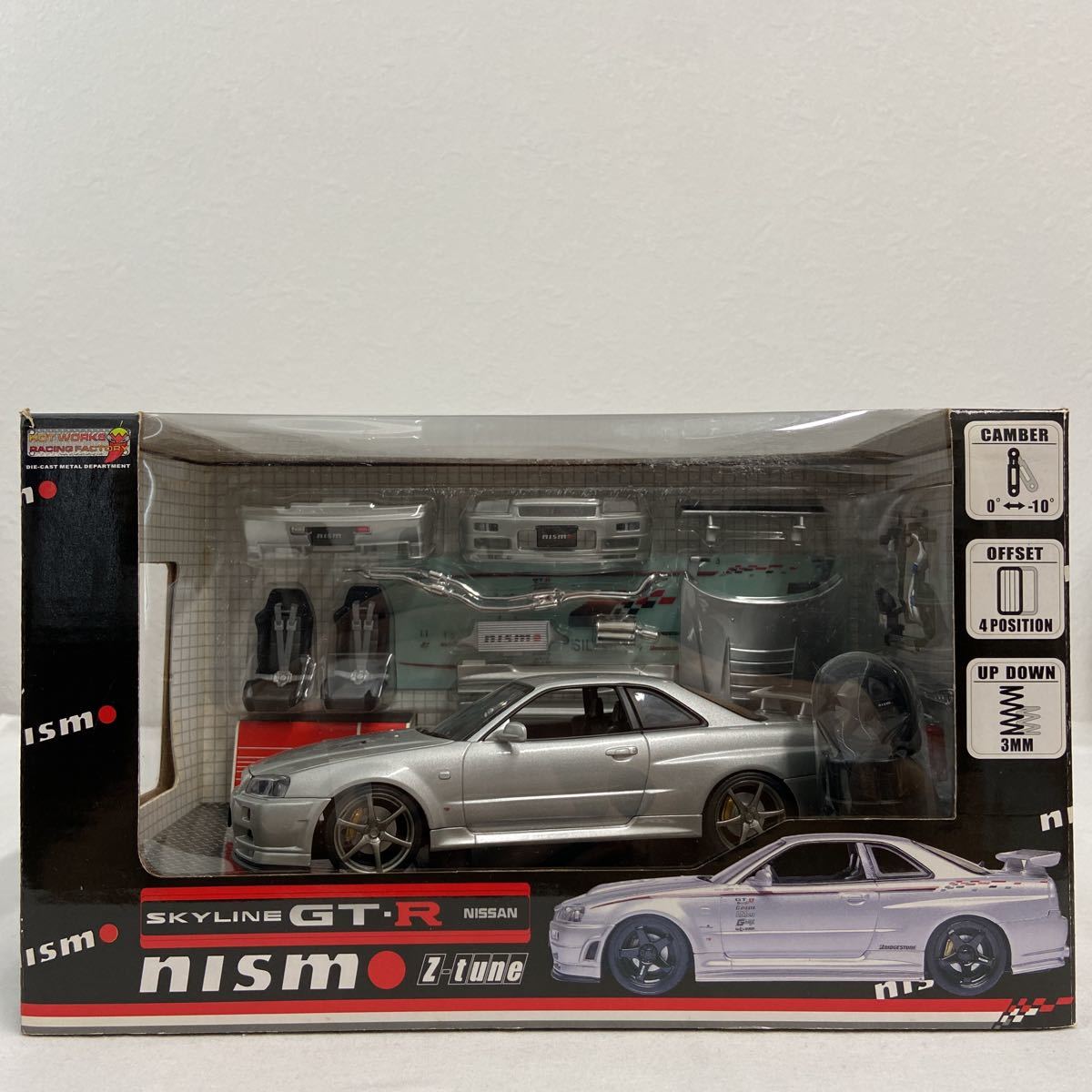 ホットワークス 1/24 日産 スカイライン GT-R V-spec Ⅱ 2002年 nismo