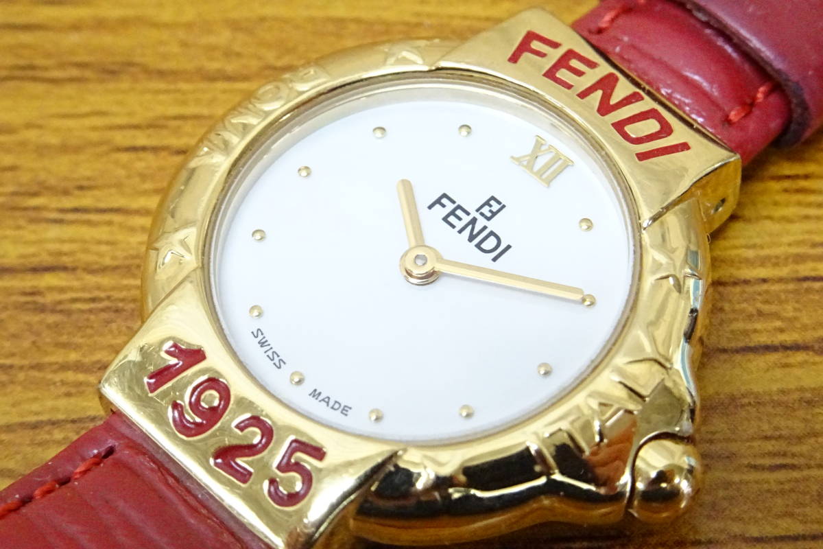 K天神05004KO] FENDI フェンディ 腕時計 レディース クォーツ シェル