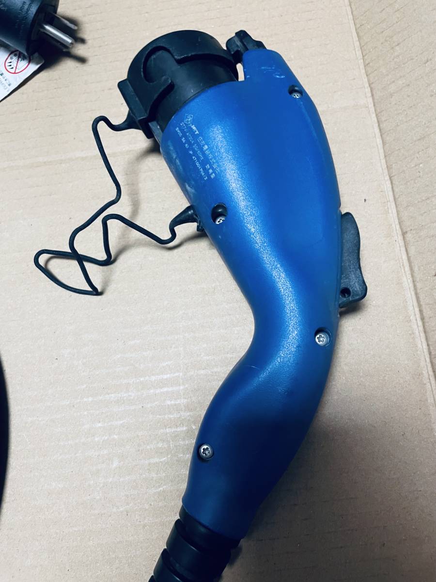 美品☆プリウスphv☆トヨタ純正充電ケーブル☆200V・100V両方に対応