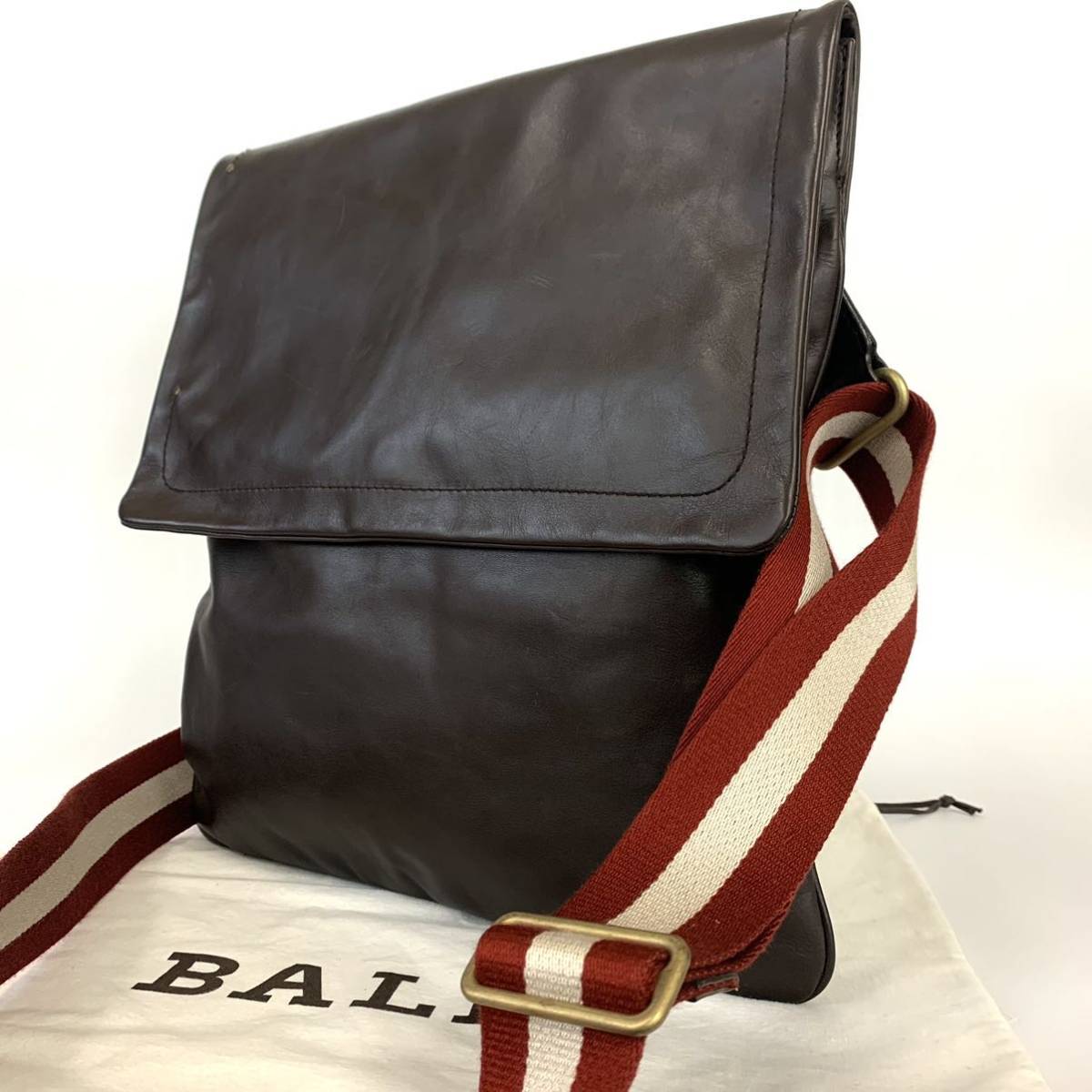 【最安値，大得価】 1円〜 バリー BALLY ショルダーバッグ トレインスポッティング サコッシュ フラップ 本革 ビジネス 斜め掛け 通勤 メンズ ブラウン(ショルダーバッグ)｜売買されたオークション情報、yahooの商 ショルダーバッグ