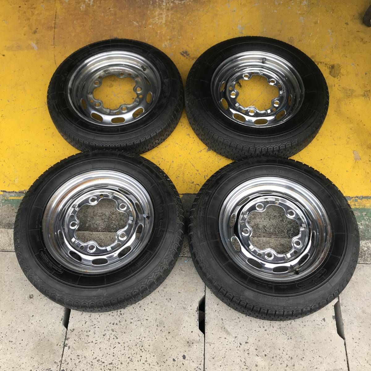 空冷vw T-1 ビートル メッキホイール4.5J+165SR15バリ山ミシュランXZX