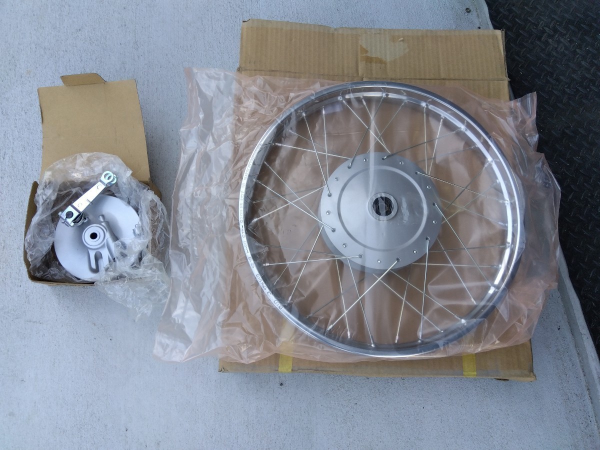 スーパーカブ90 ビッグドラム 新品 未使用 フロントホイール HA02 JA07