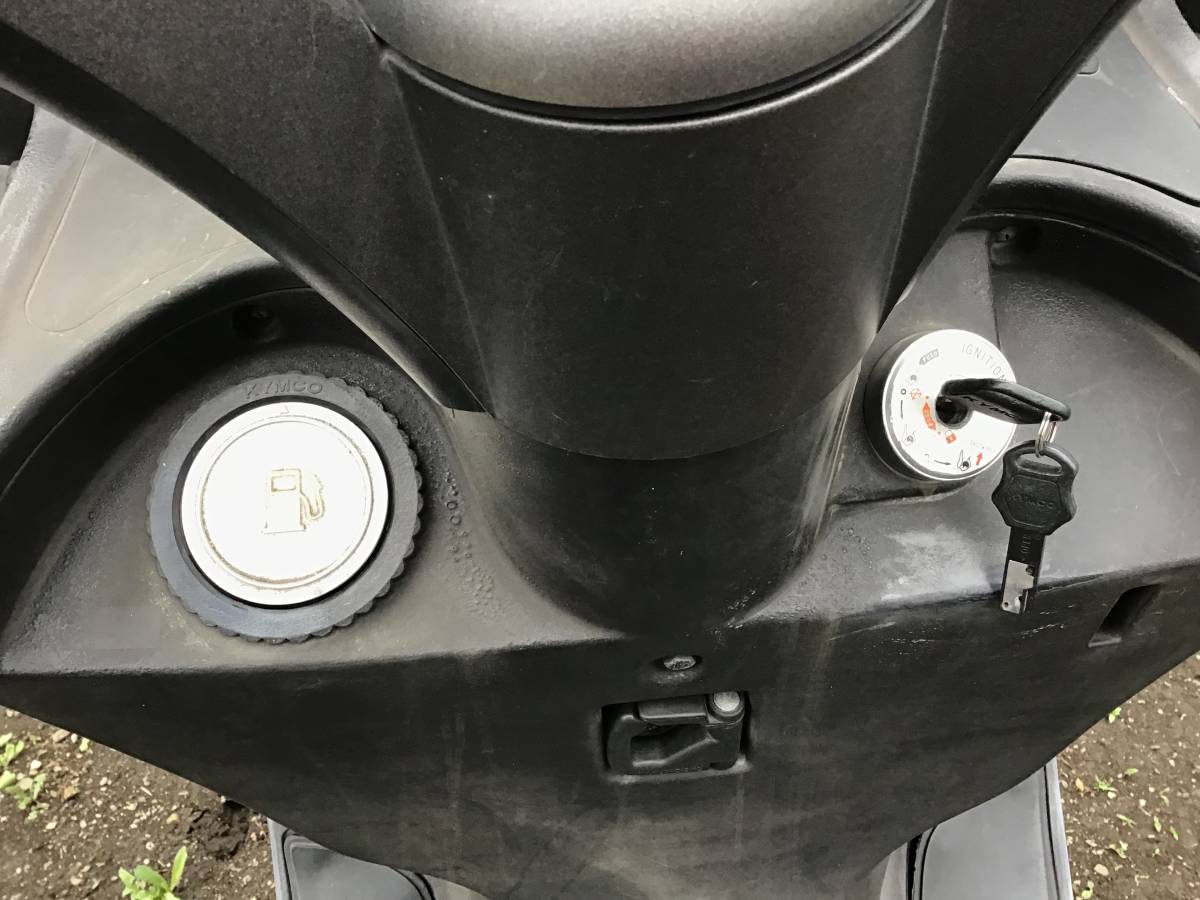 キムコ　グランディング125 シート、マフラー社外　_6