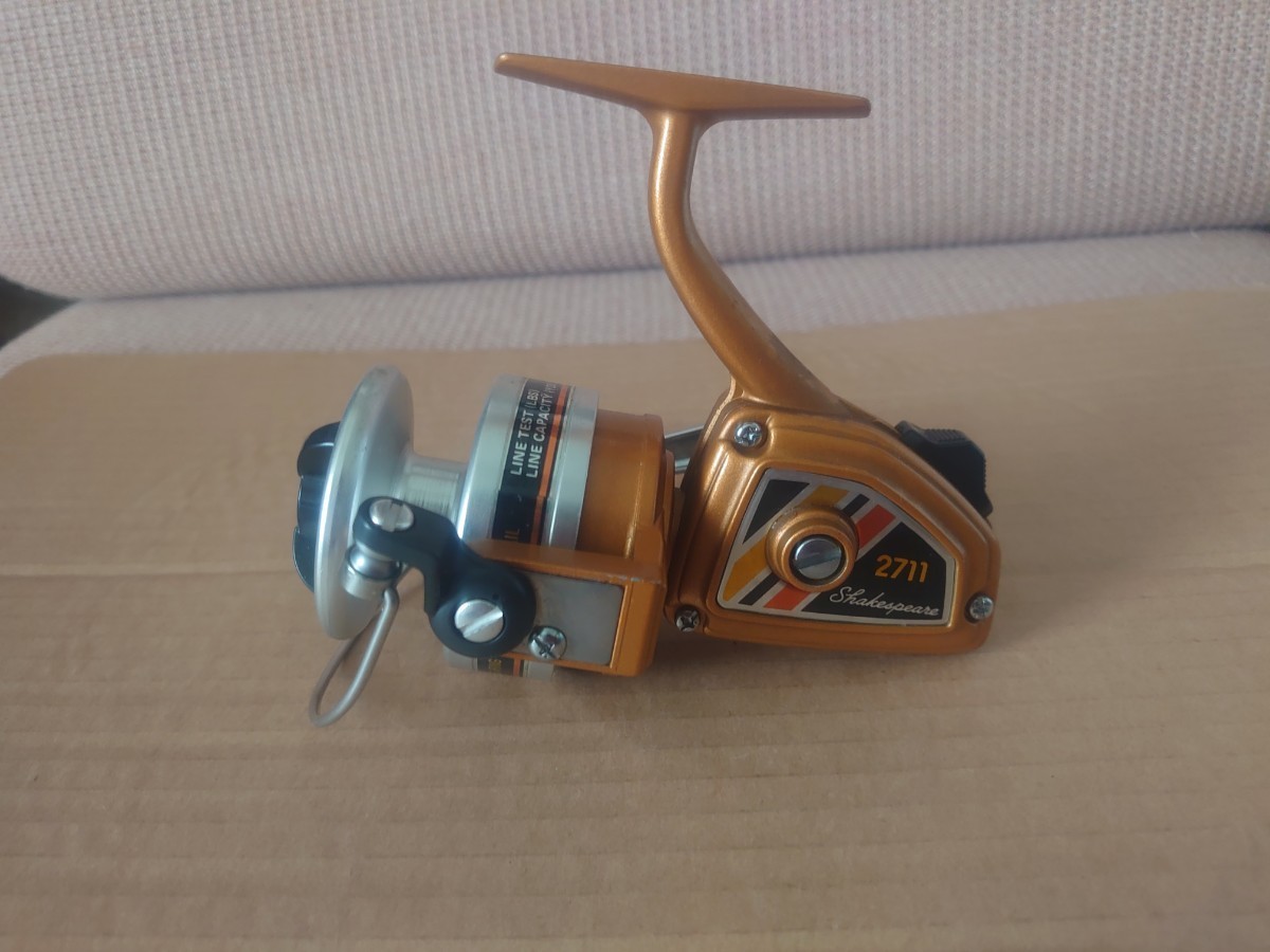 シェイクスピア2711 スピニングリール ヴィンテージ オールドリール