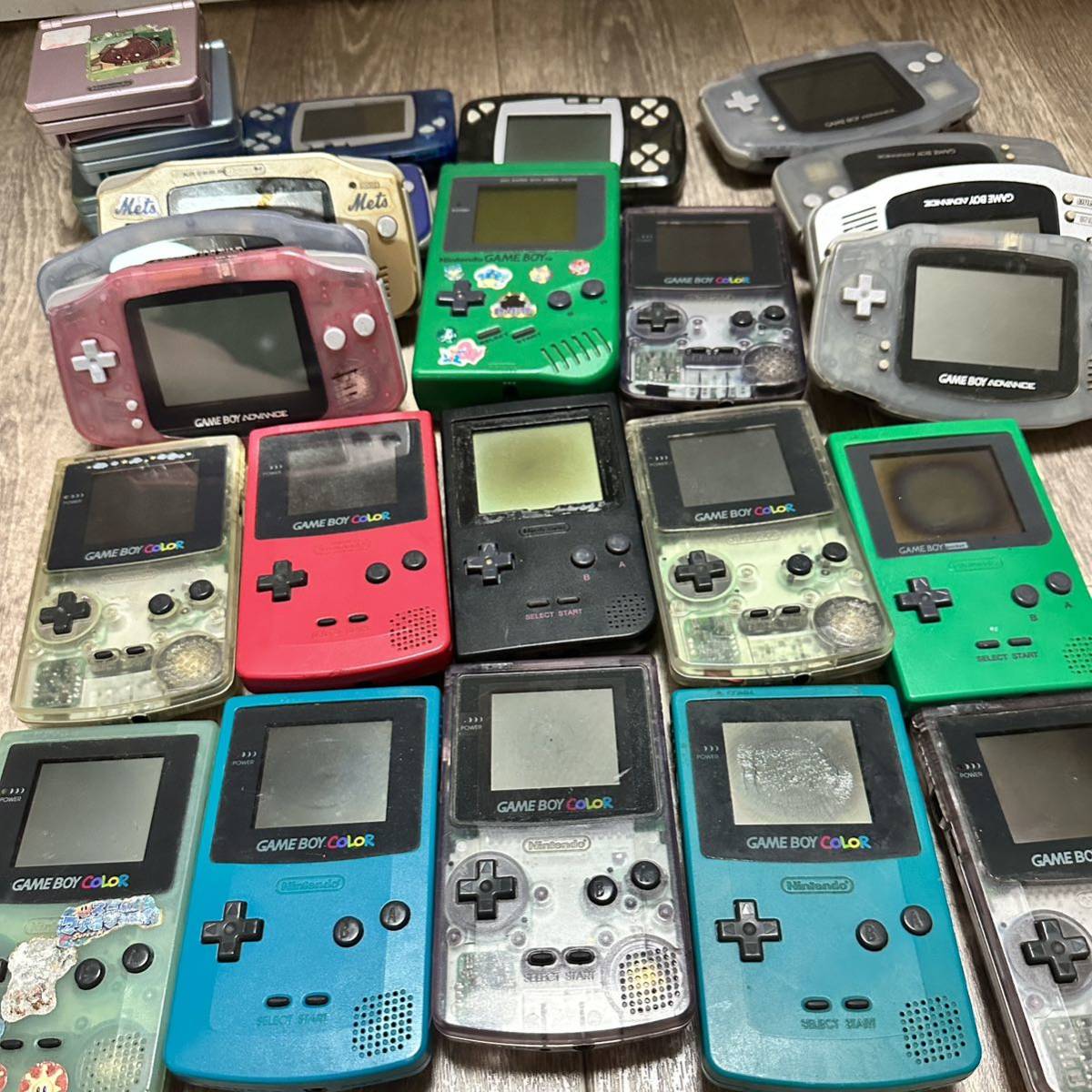 限定SALE，お得 Nintendo 任天堂 ゲームボーイカラー ゲームボーイアドバンス GBA SP他まとめ売り 25点／ジャンク(本体)｜売買されたオークション情報、yahooの商品情報をアーカイブ公開 - オークファン 本体