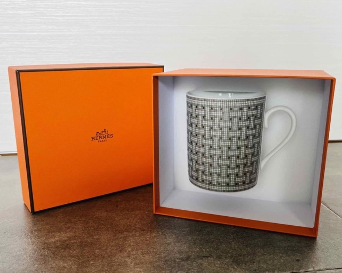 HERMES エルメス モザイク ヴァンキャトル マグカップ プラチナ HERMES エルメス モザイク ヴァンキャトル マグカップ プラチナ