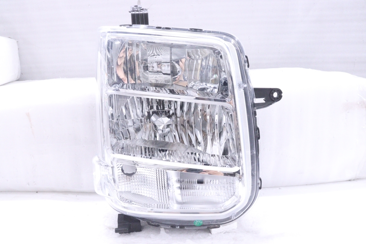 35-2427☆極上品☆HID DA17W DA17W エブリイワゴン HID右ヘッドライト右