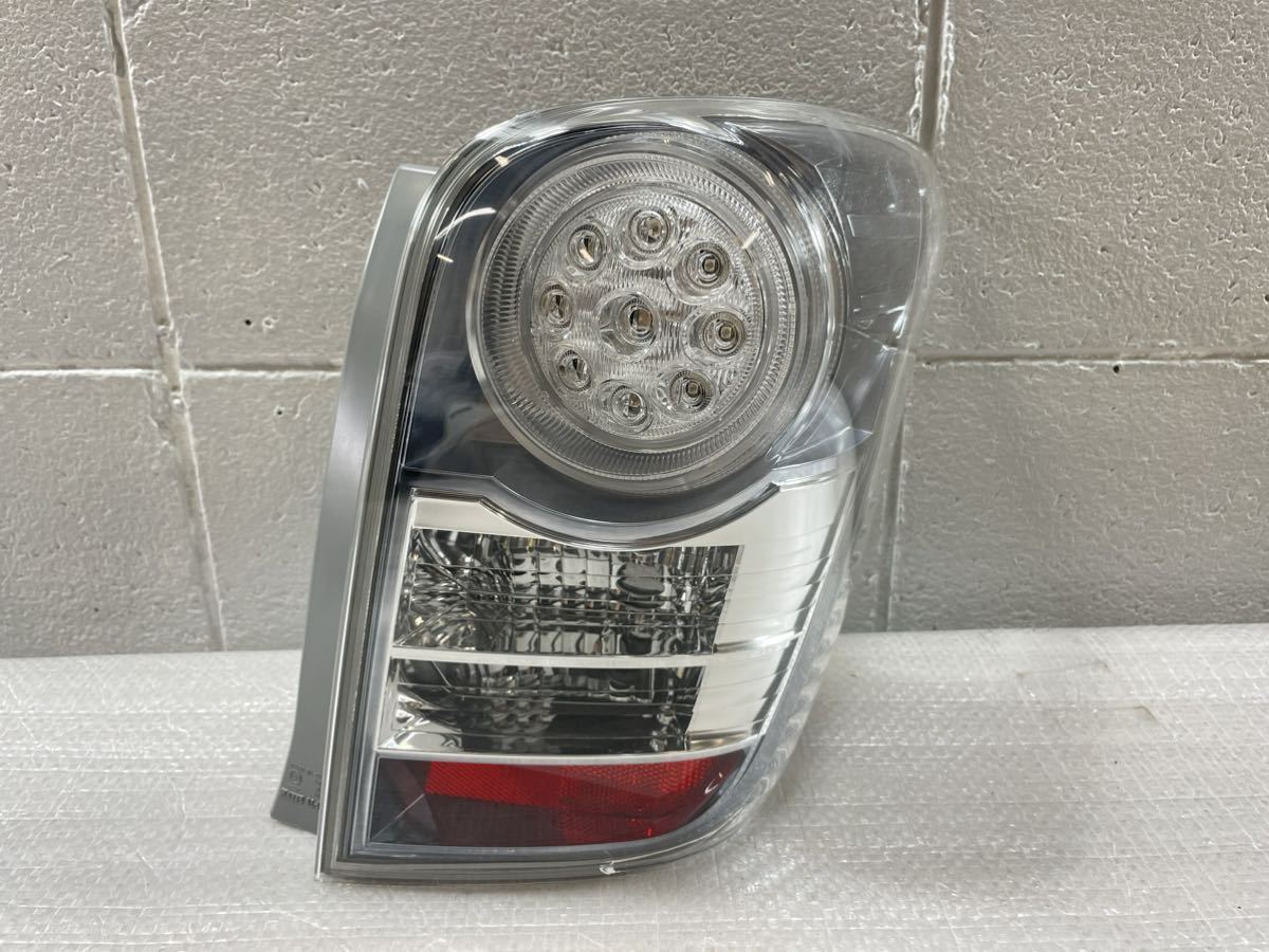 R50601 カローラ フィールダー ZRE141 ZRE144 後期 純正 テールランプ