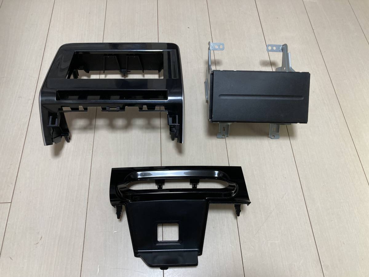 専用出品 美品☆日産 セレナ 純正 オーディオパネル ナビパネル エアコンパネル