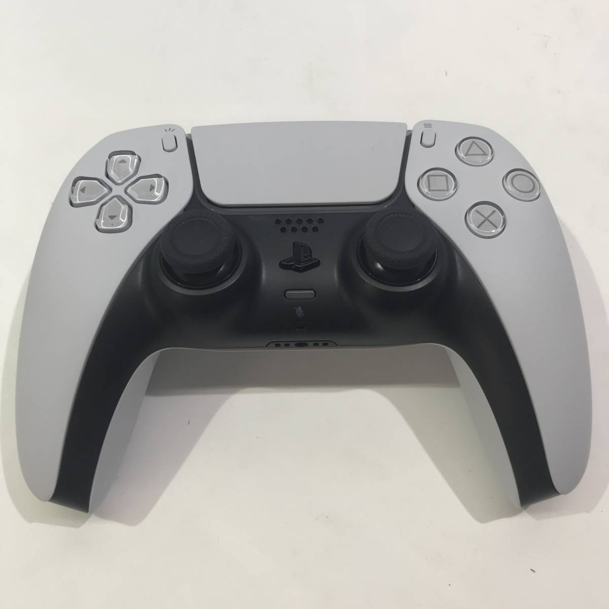 No.6581【☆1円～】PS5型番CFI1200A本体 コントローラー ケーブル類 