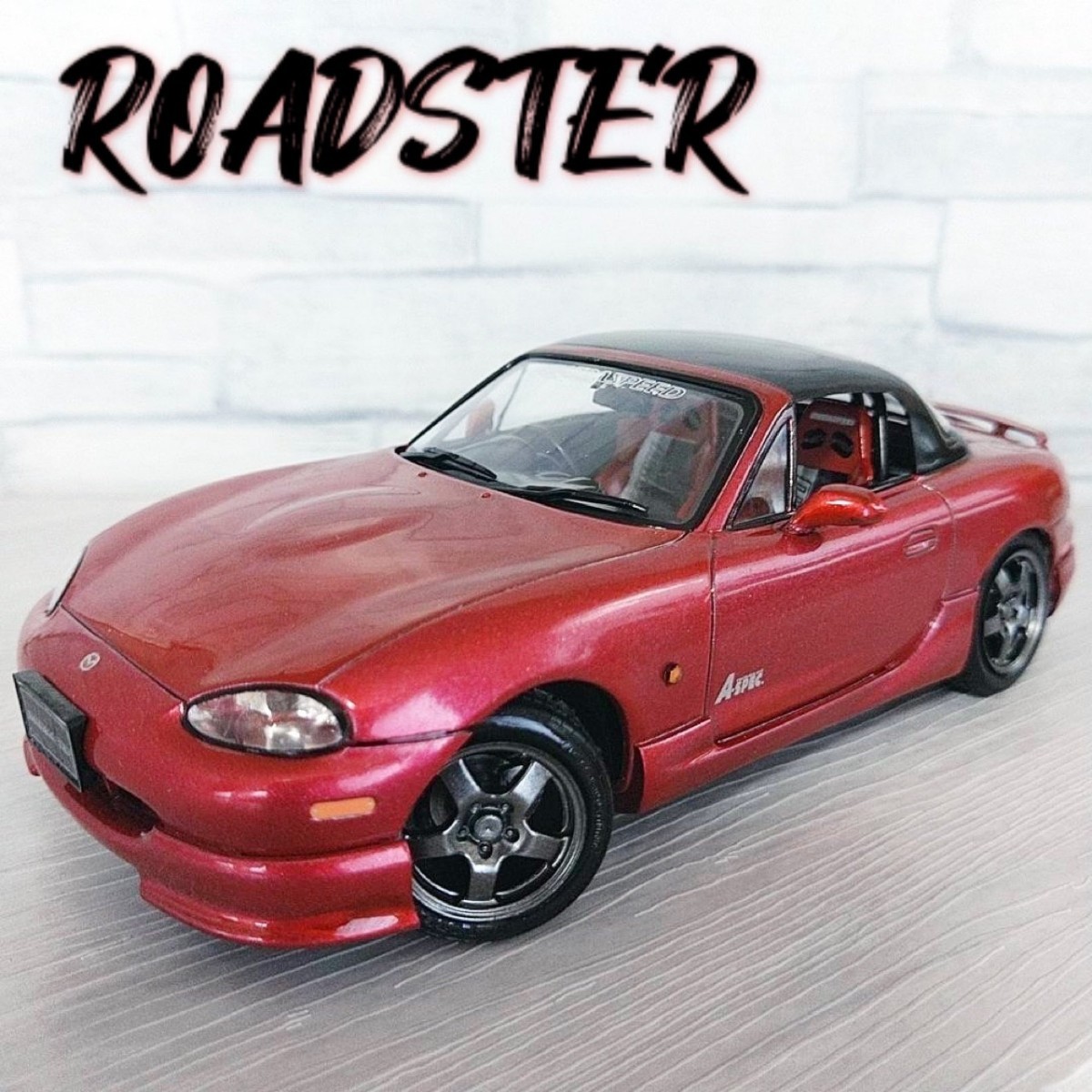 アオシマ 1/24 ロードスター完成品 【公式通販】