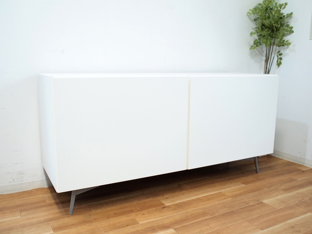 高級 北欧 家具 BoConcept サイドボード デンマーク チェリー材 高級 北欧 家具 BoConcept サイドボード デンマーク チェリー材 高級