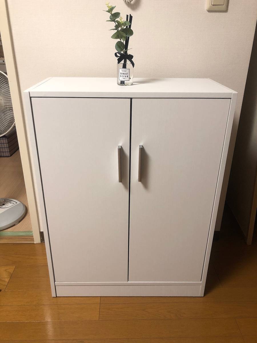  ホワイト 靴箱 シューズボックス 木製 扉付き 下駄箱 薄型 スリム 木製 玄関 Qt933(下駄箱)｜売買されたオークション情報、yahooの商品情報をアーカイブ公開 - オークファン 下駄箱