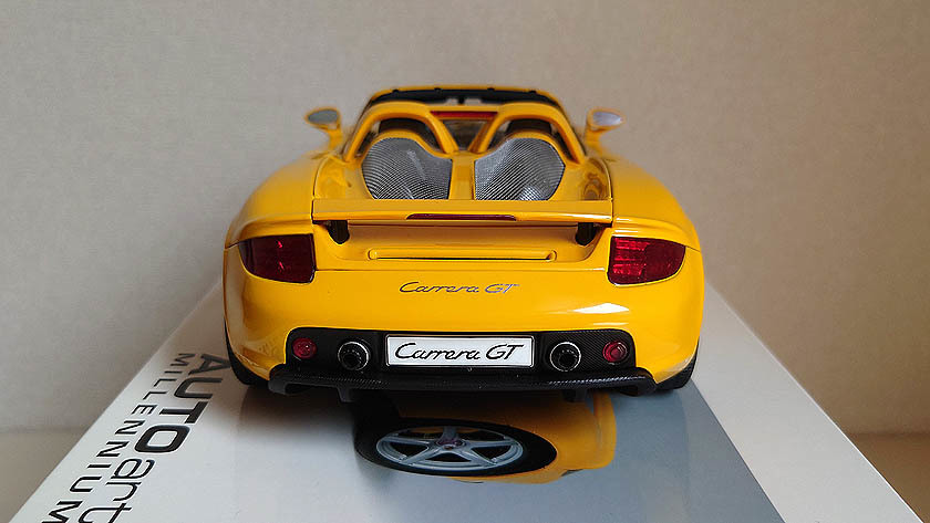 美品】オートアート(AUTOart) 1/18 ポルシェ カレラ GT ／ PORSCHE 