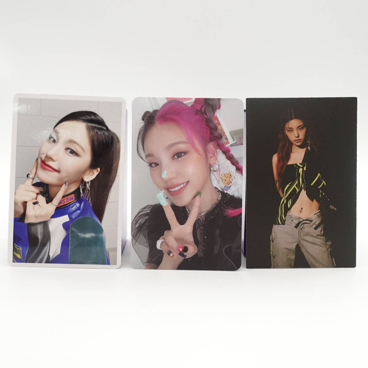 ITZY イェジ voltage 通常版 CRAZY IN LOVE Guess Who 3枚セット 