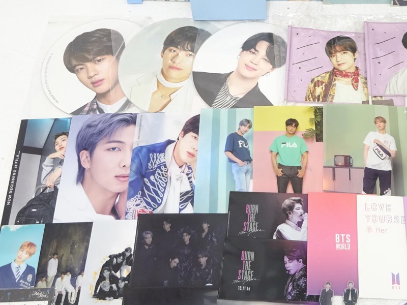 ☆中古☆BTS グッズ まとめ売り うちわ クリアファイル フラッグ