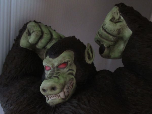 ドラゴンボール トイフェス限定 孫悟空 大猿ゴクウ 蓄光版 ソフビ 