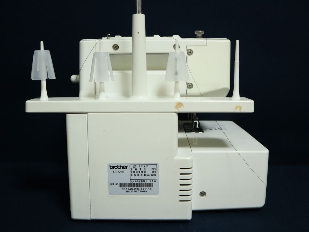 ブラザー カバーステッチミシン CV100 L0510 付属品付き｜生活家電