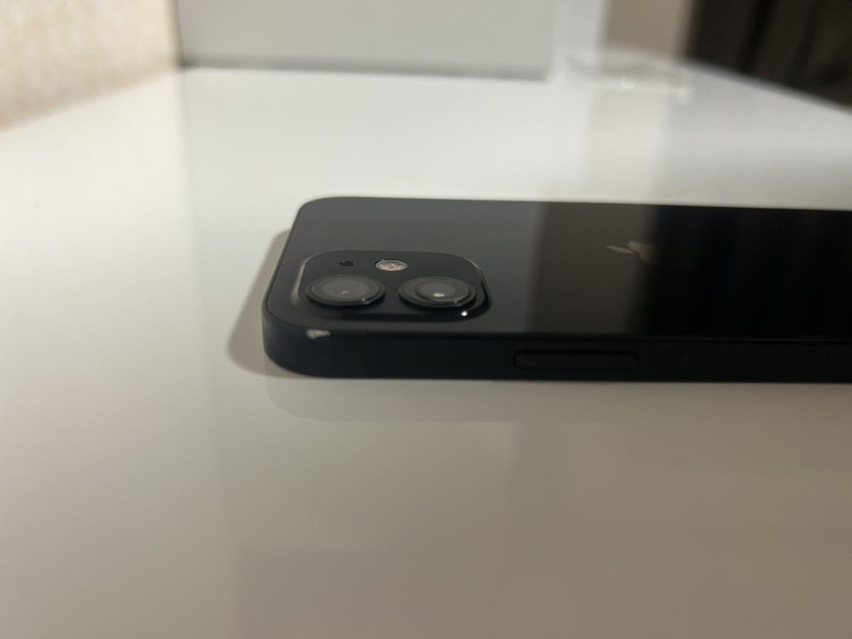 iPhone12 64GB ブラック_3