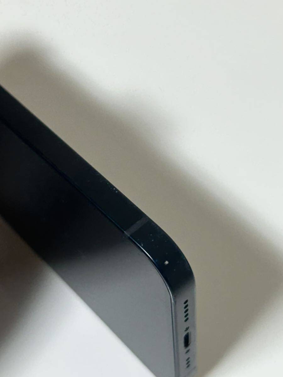 iPhone12 64GB ブラック_5