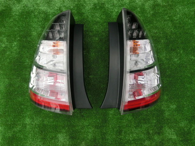 トヨタ 純正 20系プリウス NHW20 LEDテールライト / LEDテールランプ