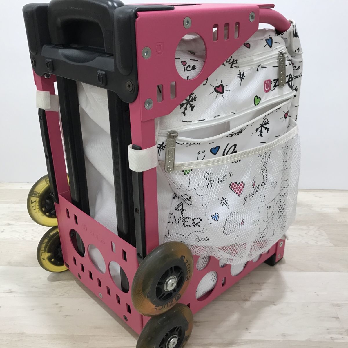 Zuca スポーツ　ピンク 花柄 キャリーケース Zuca スポーツ ピンク 花柄 キャリーケース