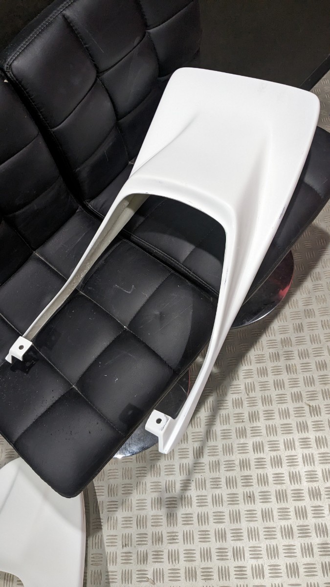 ゼファー400 テールカウル BEETタイプ FRP 社外 ZEPHYR リアカウル 