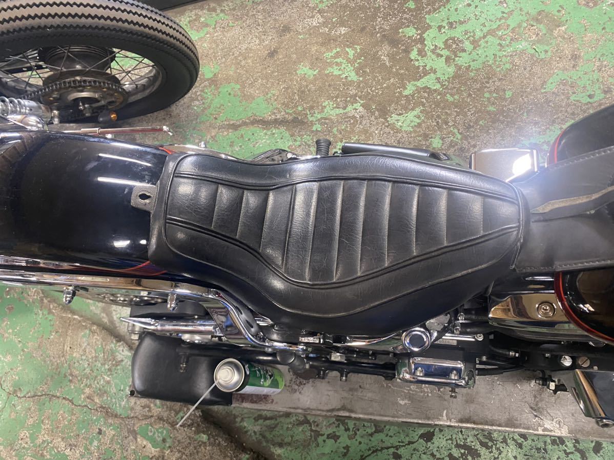 お得，限定セール ハーレー タックロールシート Evo ソフテイルFX FL