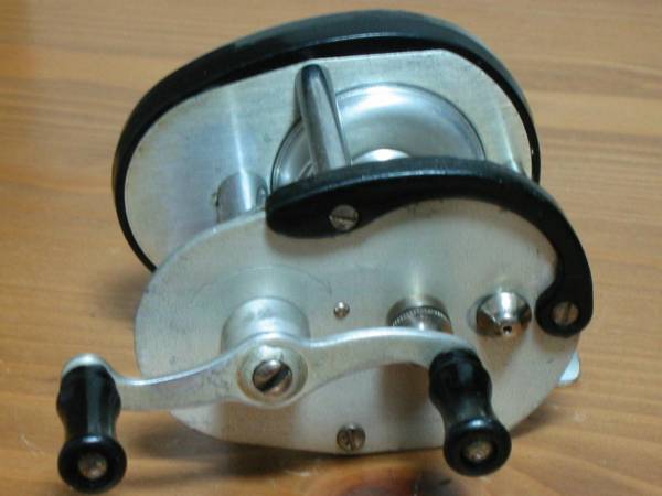 売り切り左巻き■フルーガー・ファスキャスト■5001C_3