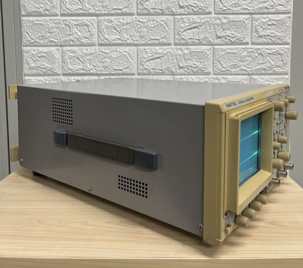 IWATSU/岩通/アナログオシロスコープ OSCILLOSCOPE SS-7804 中古 
