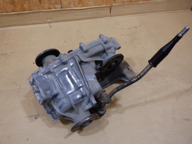 【山形 酒田発】中古 ジムニー E-JA22W トランスファー 純正 機械式 品番不明 写真にある物のみ 部品取り 要O/H品 ※説明欄要確認※