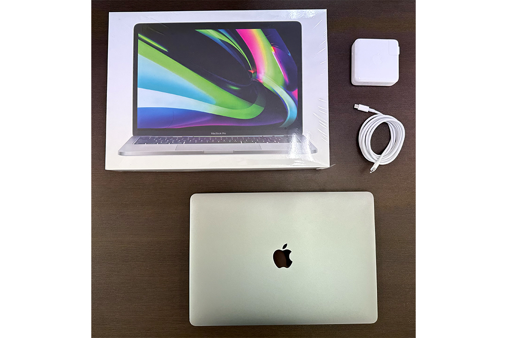 MacBook pro 2022 M2 撃ち殺さ 13インチ 24GB 1TB 付属品・箱