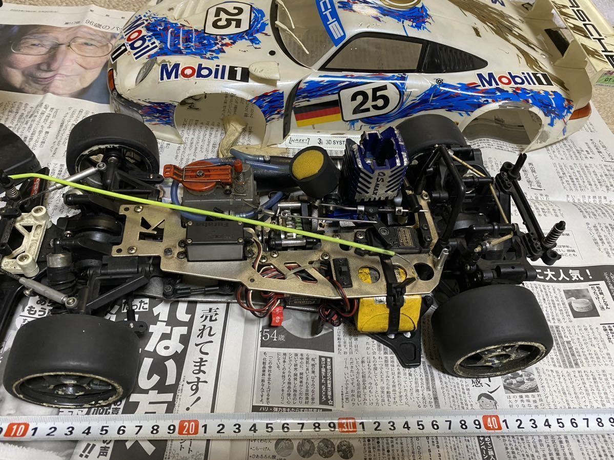 a*9様 10⁄1エンジンラジコンカー2台ジャンク品 多分京商製かと思います？