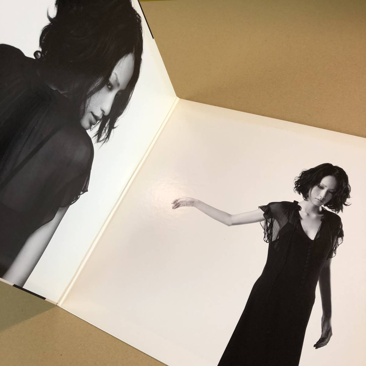 中島美嘉 | BEST（アナログ盤・完全生産限定盤）｜MIKA - NAKASHIMA