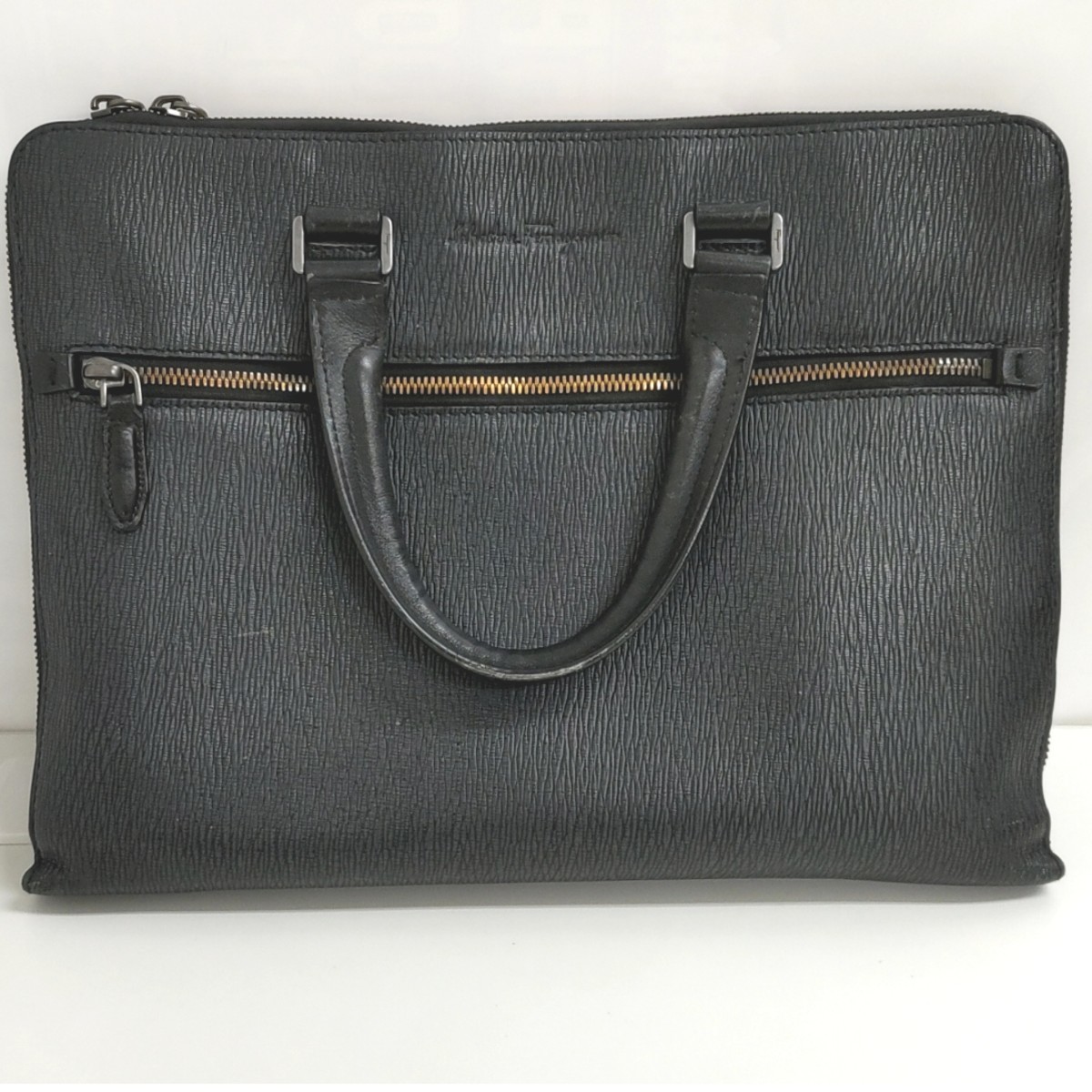 フェラガモ　Salvatore Ferragamo　黒　レザー　ビジネスバッグ　ブリーフケース