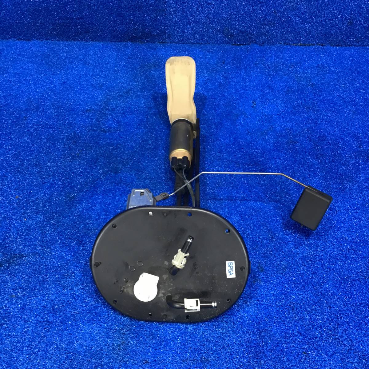 [AK-0008157] H14 マツダ ロードスター NB6C 後期 『　燃料ポンプ　フューエルポンプ　』 MRD63