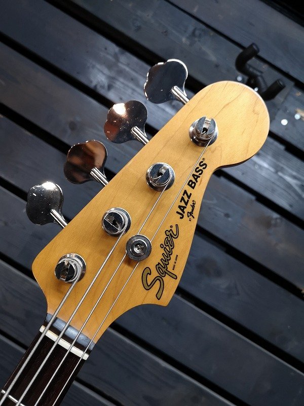 JVシリアル Squier Fender JV-Series ふらつく Jazz Bass